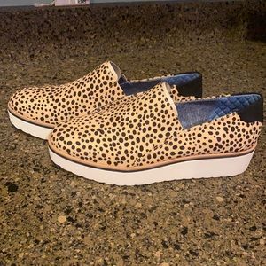 NIB Dr.Scholl’s “Look Out” Black animal print shoes, size 8